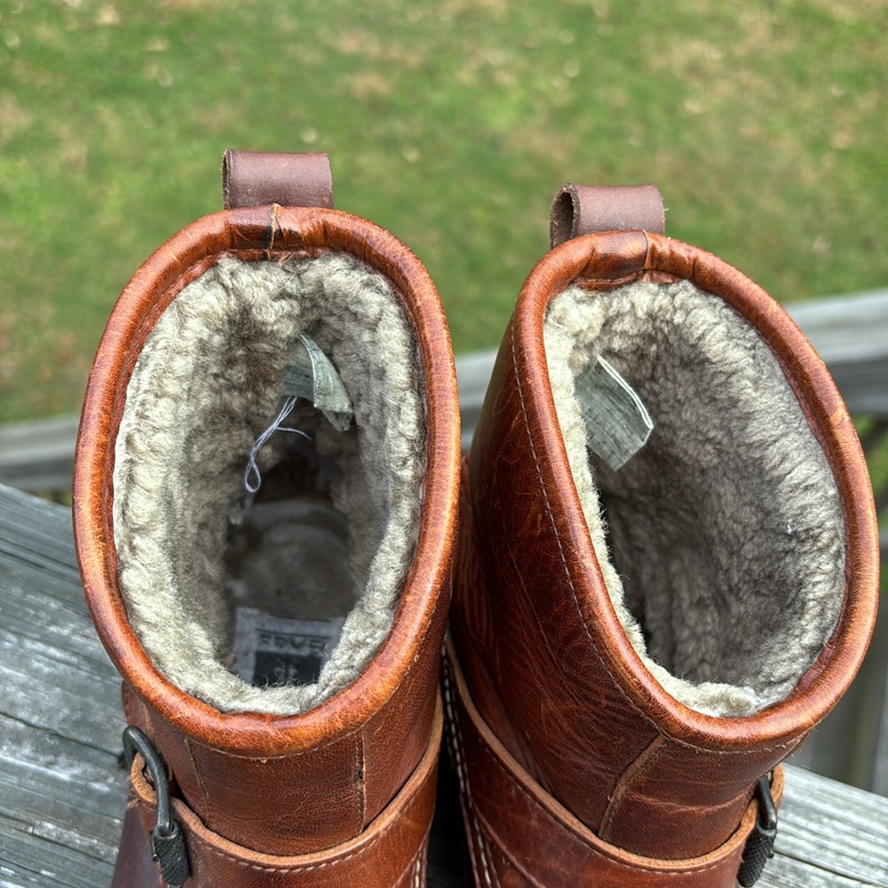 Frye Boots Womens 8 Brown Veronica Duck Engineer Shearling Lined Packer Pull On - Picture 12 of 15